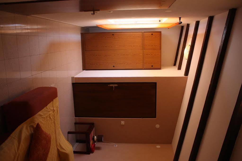 Apartment Mladenka พูลา ภายนอก รูปภาพ